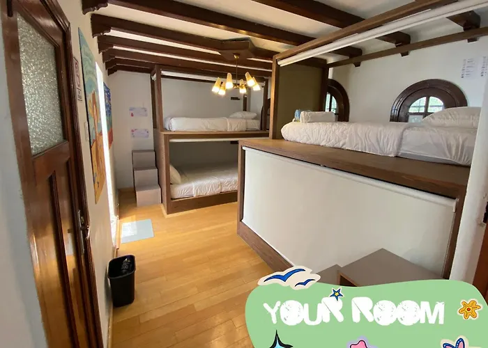 Hostal Fungi Casa Rosa